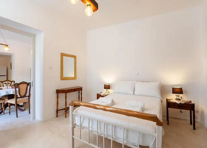 Michael's Lejlighed Filótion